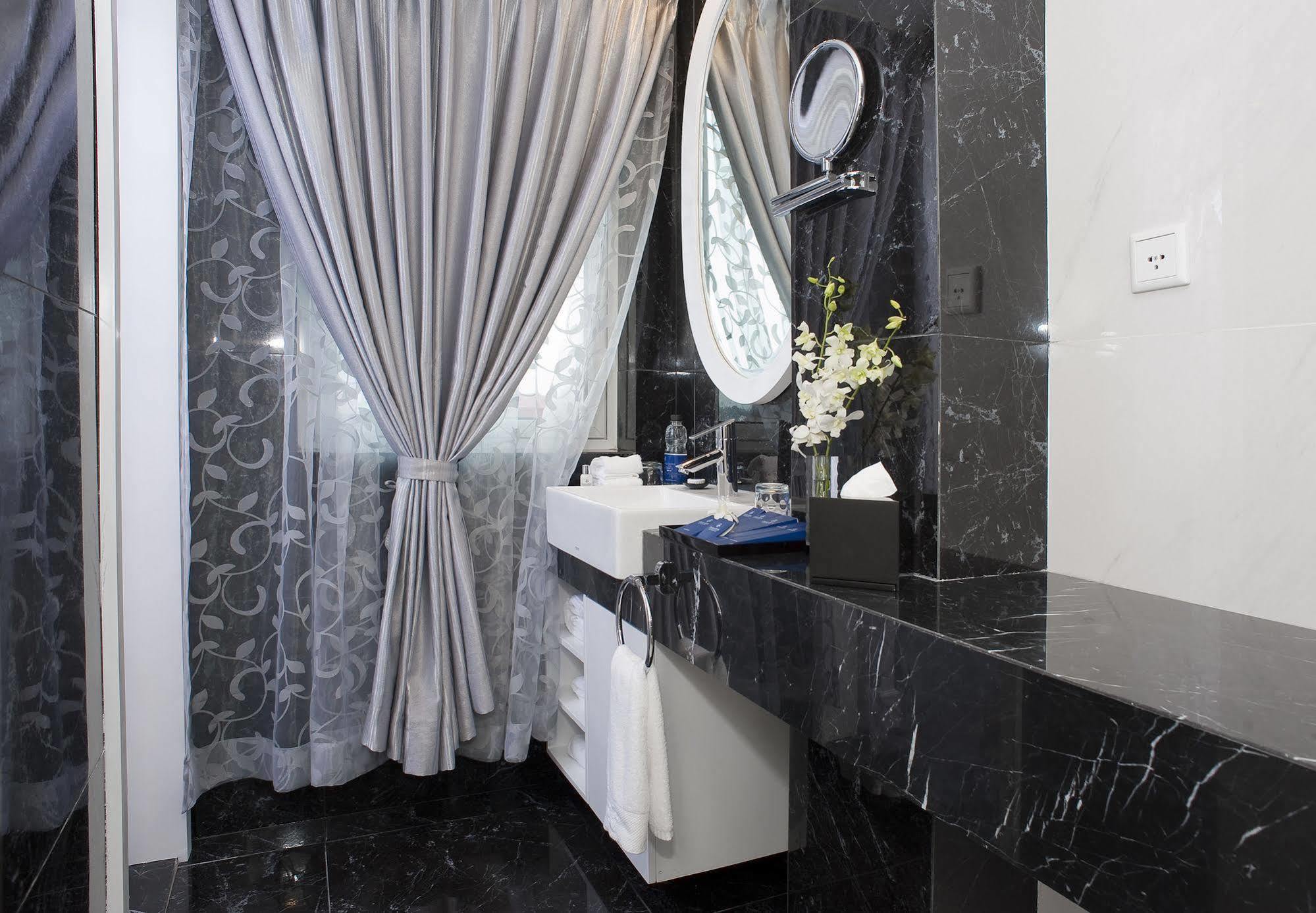Victor Metropolis Hotel & Rooftop Bar In Hanoi City Dış mekan fotoğraf